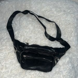 Black Fanny pack bag